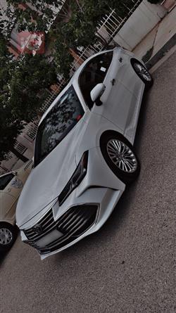 تويوتا أفالون